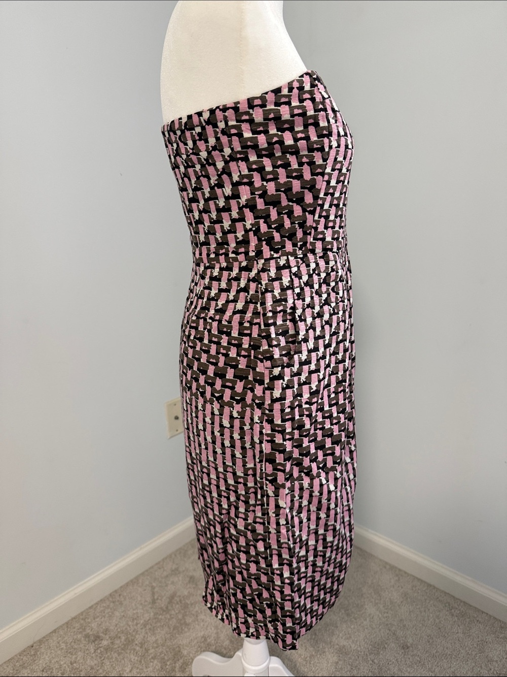 Banana Republic Strapless Pink & Black Patterned Mini Dress SZ4 - Picture 5 of 16